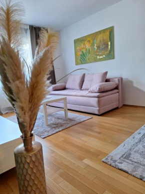 Apartman Lory, Zagreb, Downtown, with own parking in the garage